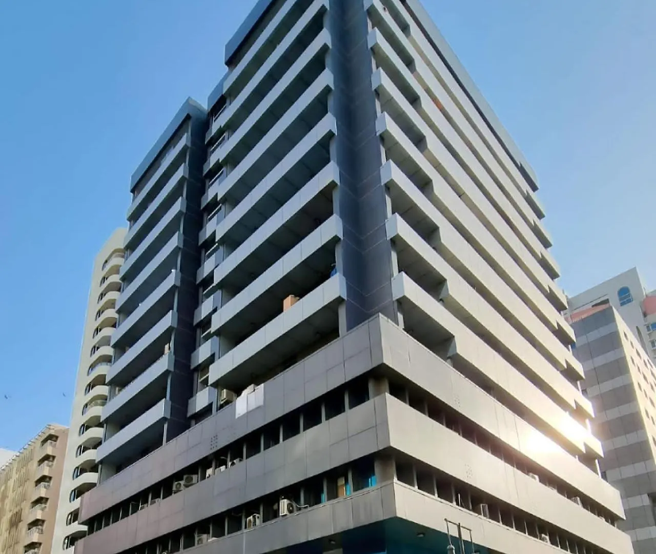 Dinar Stay Abu Dhabi United Arab Emirates