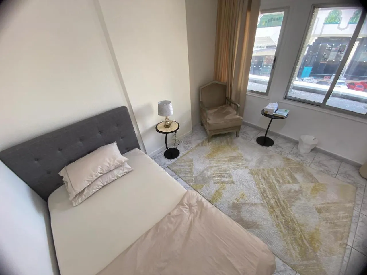 Dinar Stay Abu Dhabi Homestay