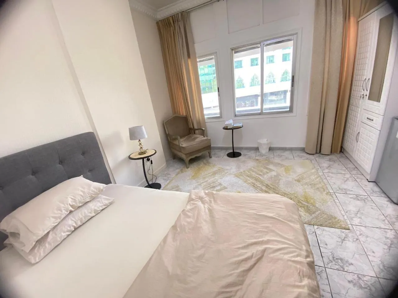 Dinar Stay Abu Dhabi